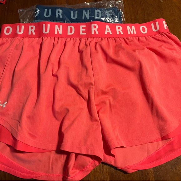 Under Armour Short Set NEW - Picture 3 of 4
